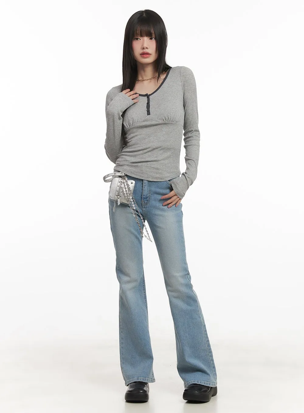 Jeanne Slim-Fit Bootcut Jeans CF519